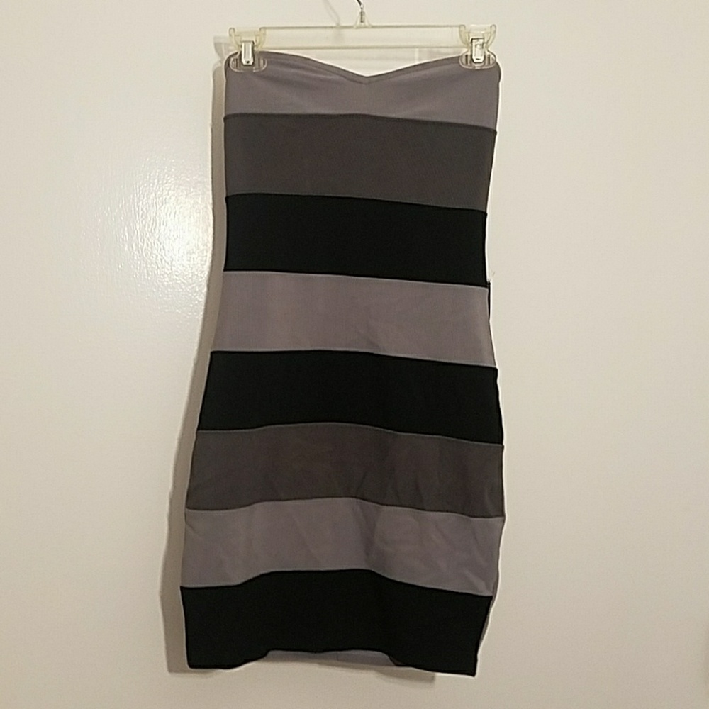 Strapless dress